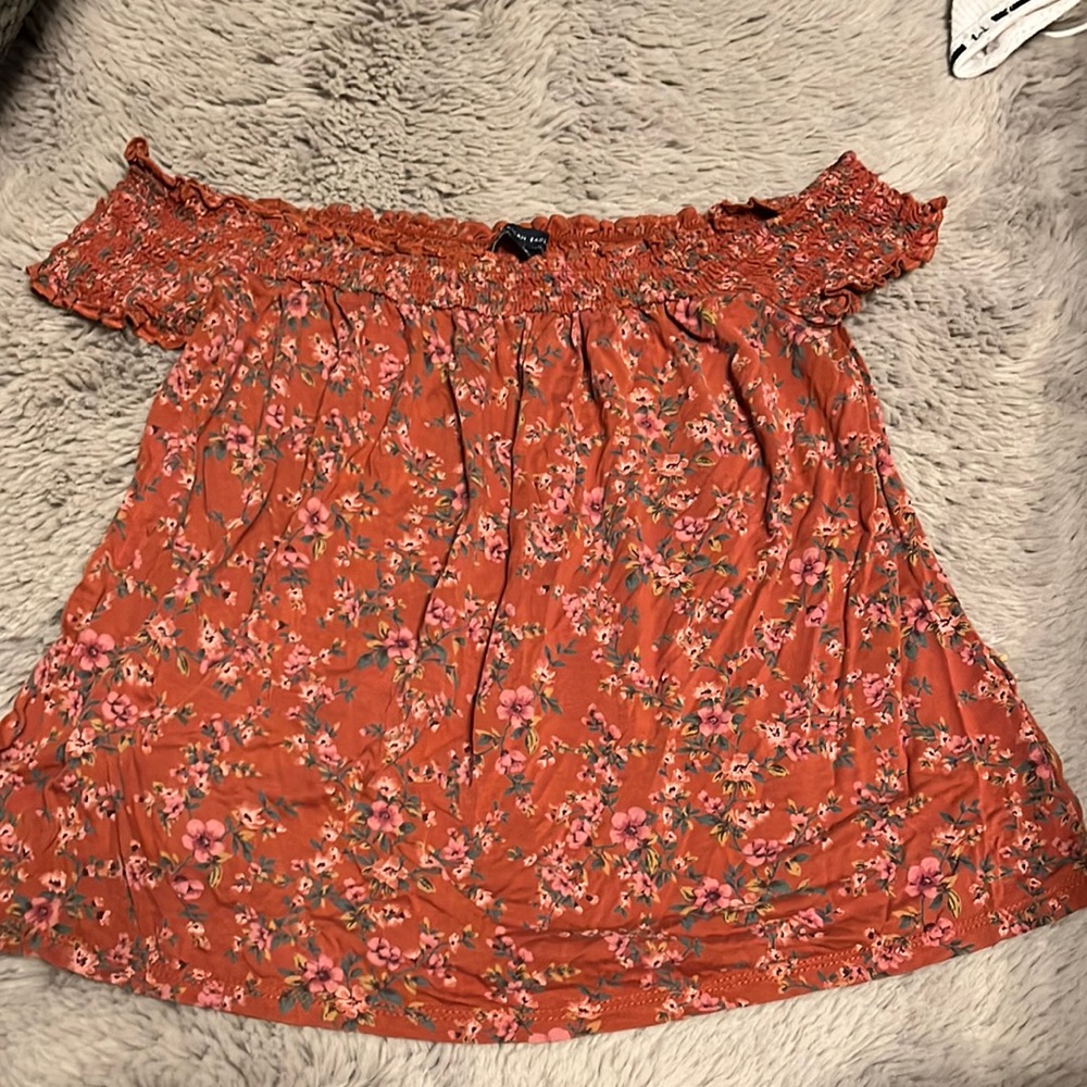 American eagle flowy off the shoulder top